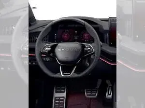 Neu Skoda Superb 204 PS (150 kW) 2026 Grau (graphitegrau metallic) Kombi