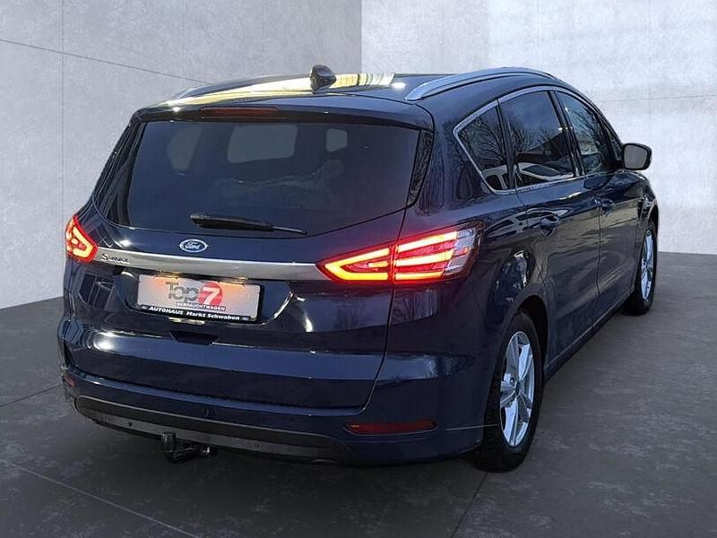 Gebraucht Ford S-MAX Titanium 150 PS (110 kW) 2022 Blau Van / Kleinbus