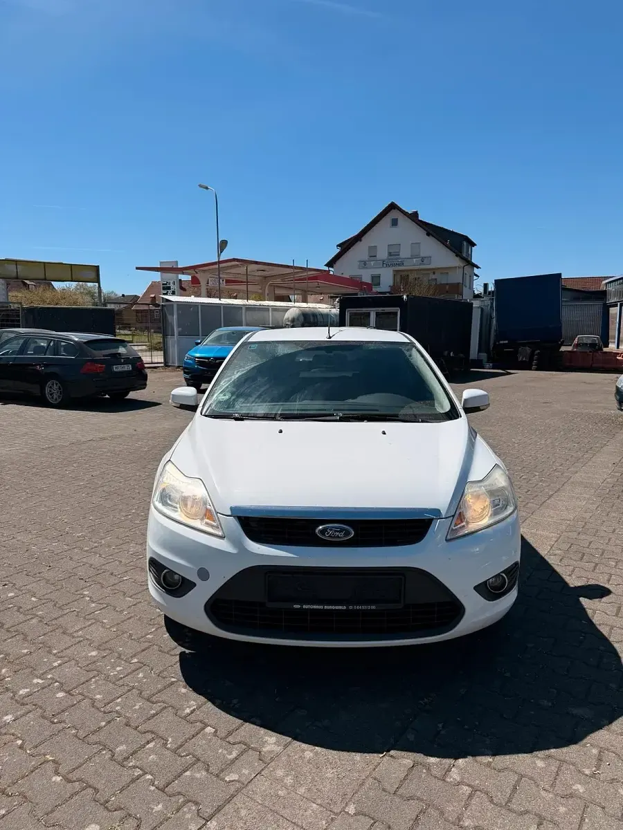 Usata Ford Focus 125 CV (91 kW) 2011 Bianco Coupé
