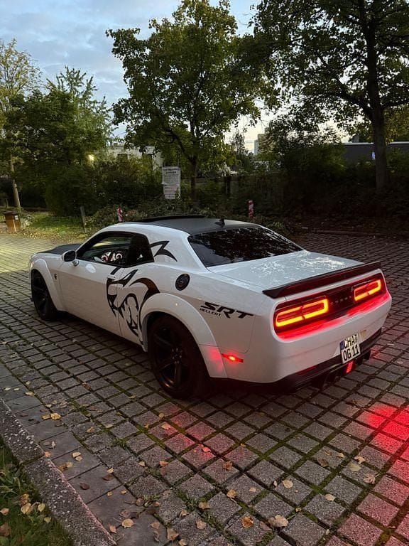 Weiß Gebraucht 2017 Dodge Challenger Coupé | 59.999 € (Superpreis) - Bild 1/4