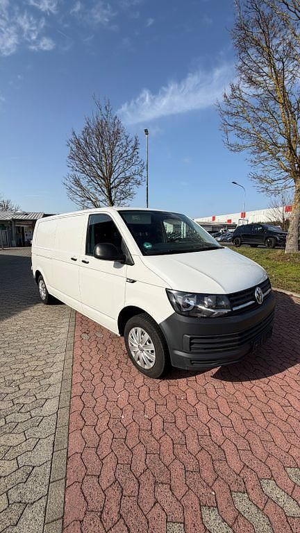Gebraucht VW Transporter 150 PS (110 kW) 2019 Weiß Van