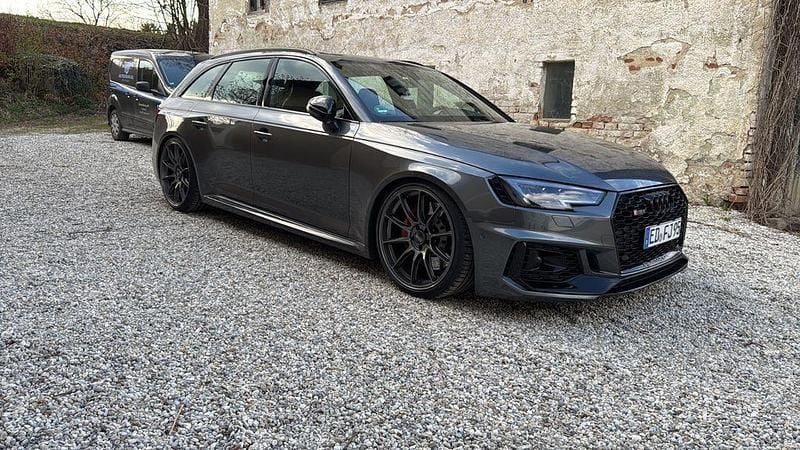 Gebraucht Audi RS4 Ambiente 450 PS (330 kW) 2018 Grau Kombi