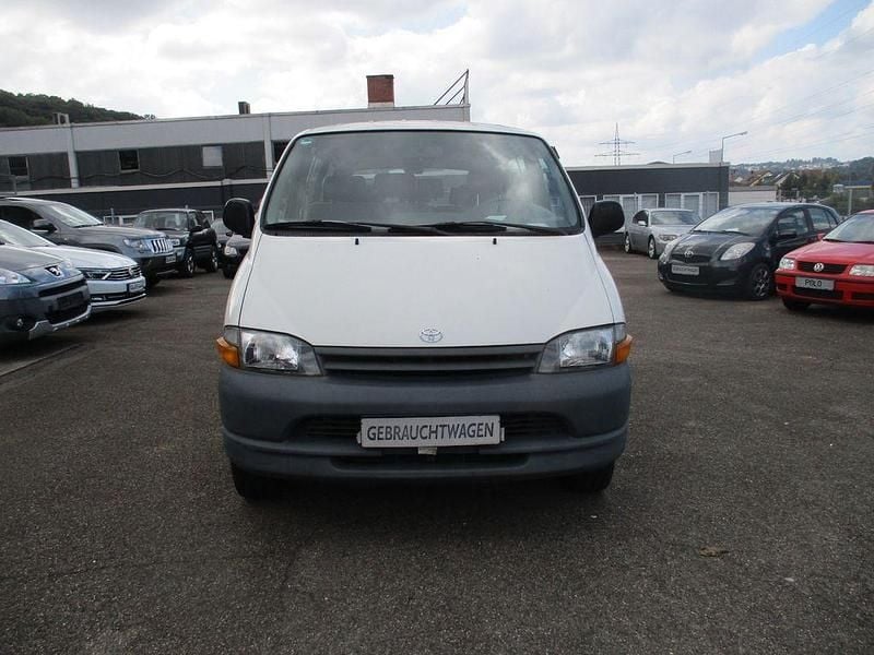 Gebraucht Toyota HiAce 116 PS (85 kW) 1997 Weiß Van