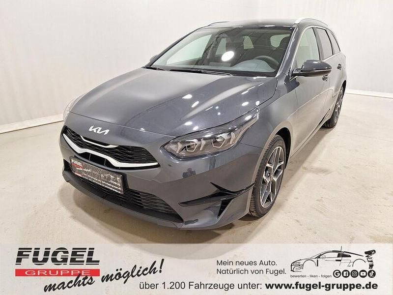 Neu Kia Ceed Sportswagon 140 PS (102 kW) 2025 Yuka steel grey Kombi