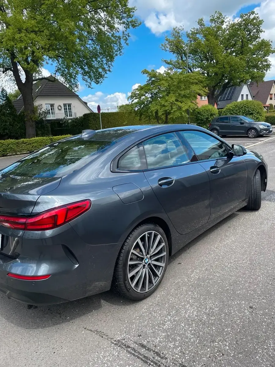 Używany BMW 218 140 KM (102 kW) 2020 Szary Coupe