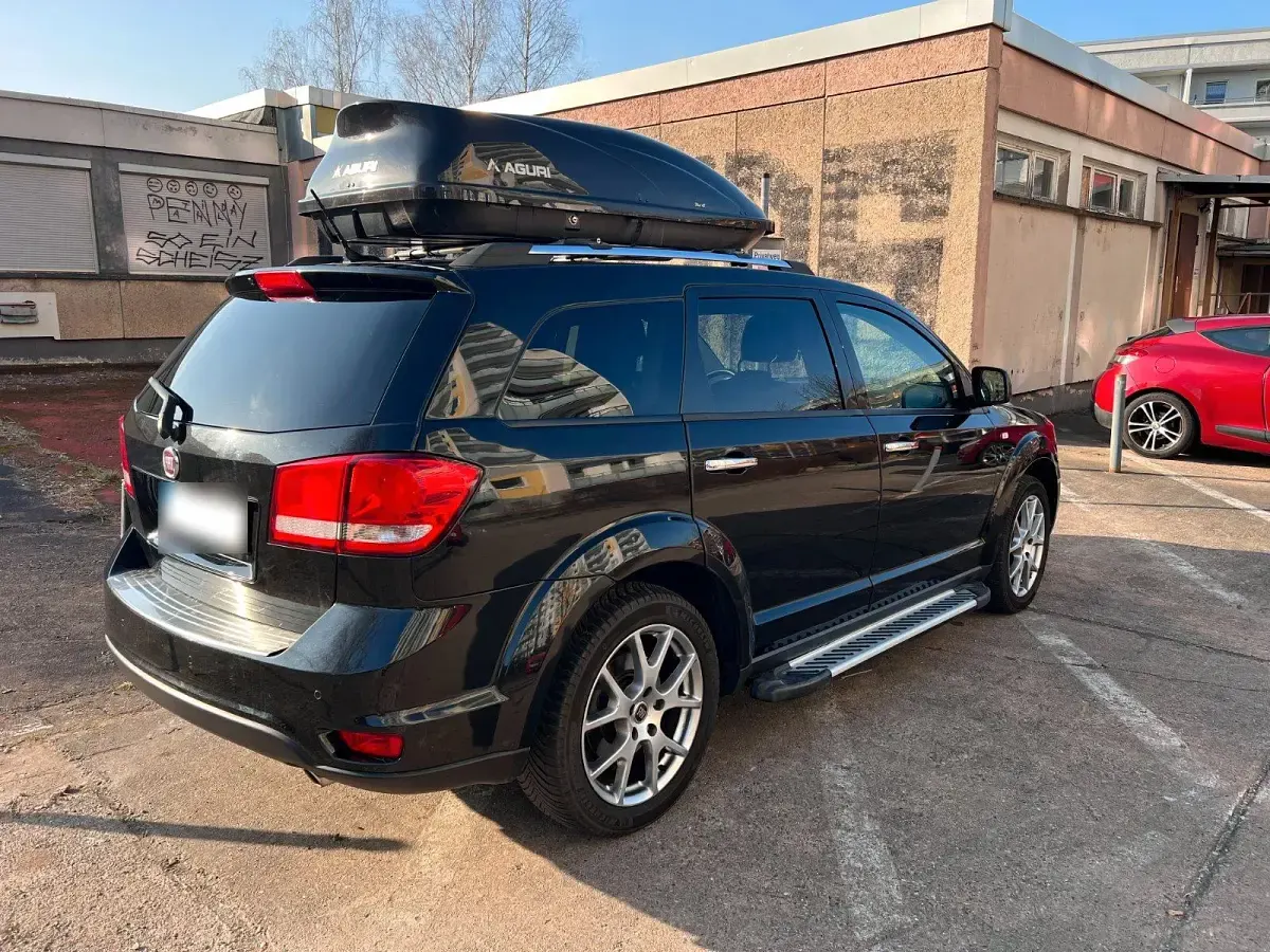 Gebraucht Fiat Freemont Lounge 170 PS (125 kW) 2013 Schwarz SUV