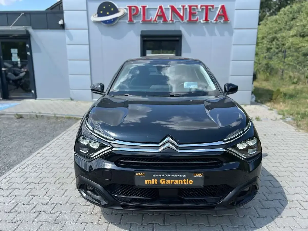 Gebraucht Citroën C4 Feel 110 PS (80 kW) 2022 Schwarz Limousine