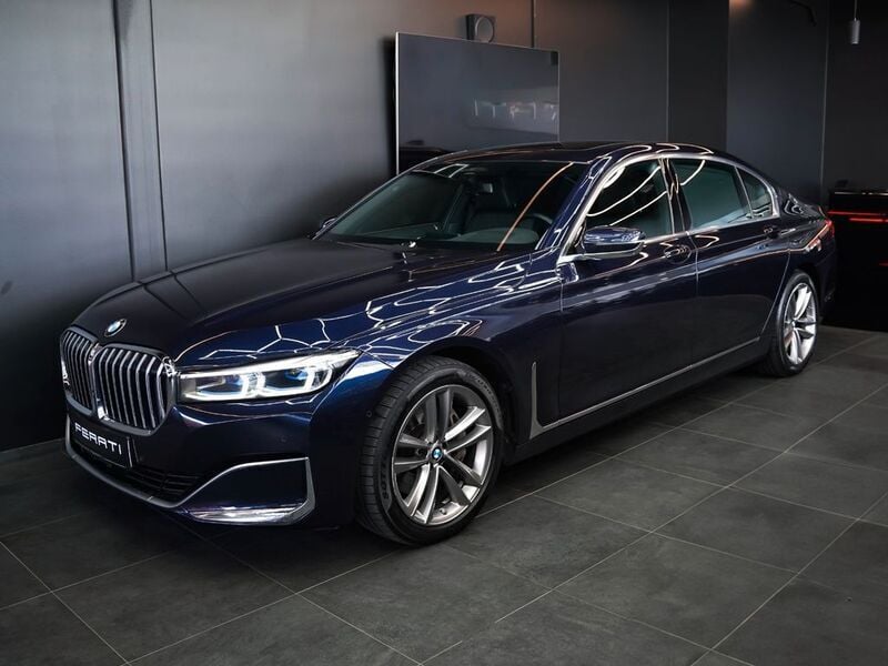 Gebraucht BMW 740L Performance 326 PS (239 kW) 2020 Blau Limousine
