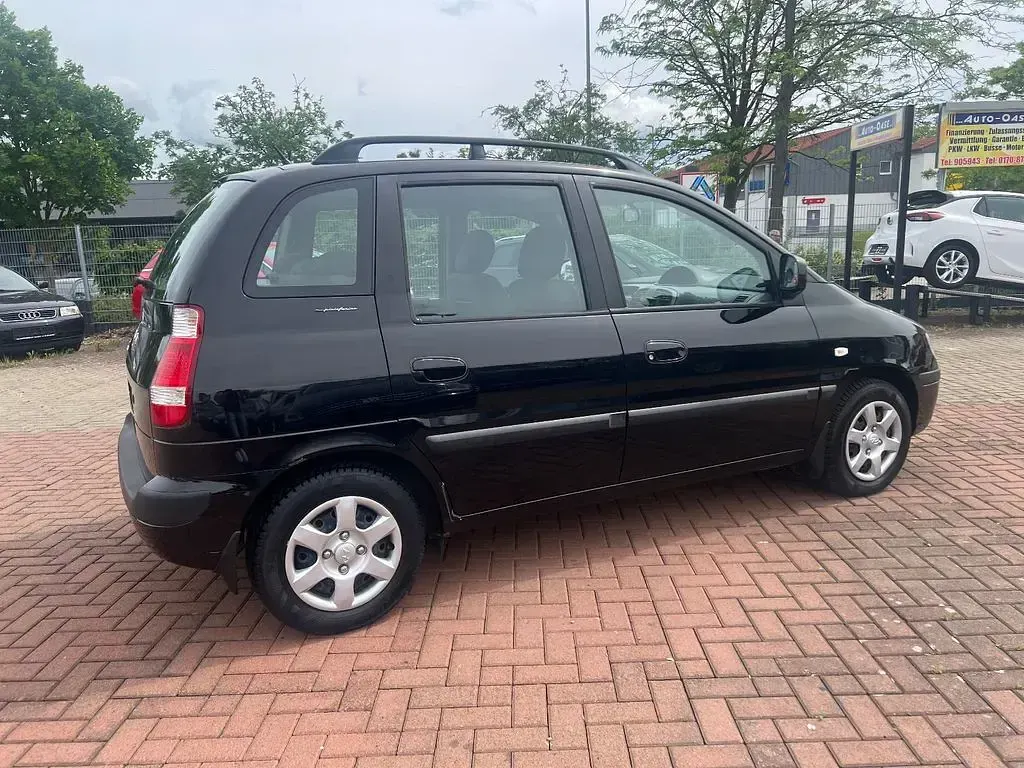 Gebraucht Hyundai Matrix GLS 103 PS (75 kW) 2008 Schwarz Van / Kleinbus