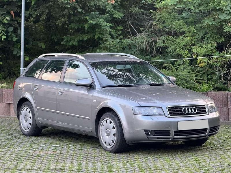 Gebraucht Audi A4 131 PS (96 kW) 2003 Grau Kombi