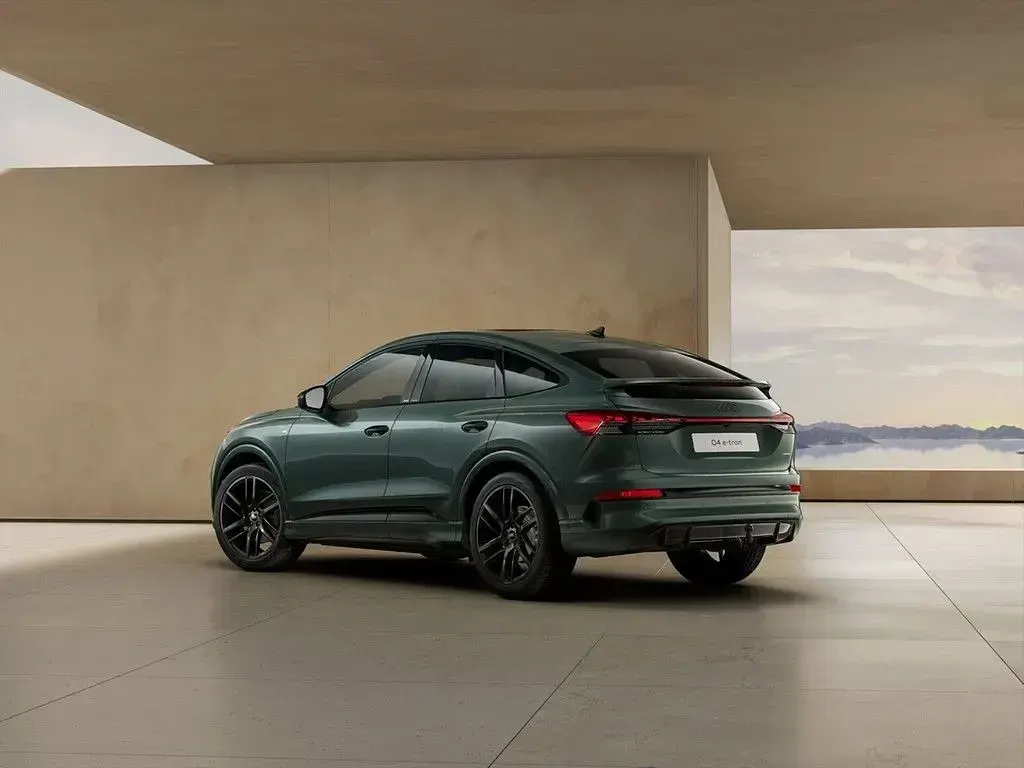 Neu Audi Q4 Sportback e-tron Performance 250 kW (340 PS) 2026 Grün SUV