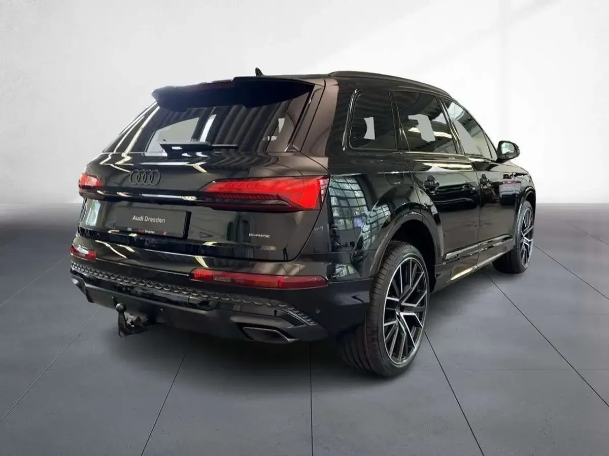 Nowe Audi Q7 S-Line 286 KM (210 kW) 2025 Czarny SUV