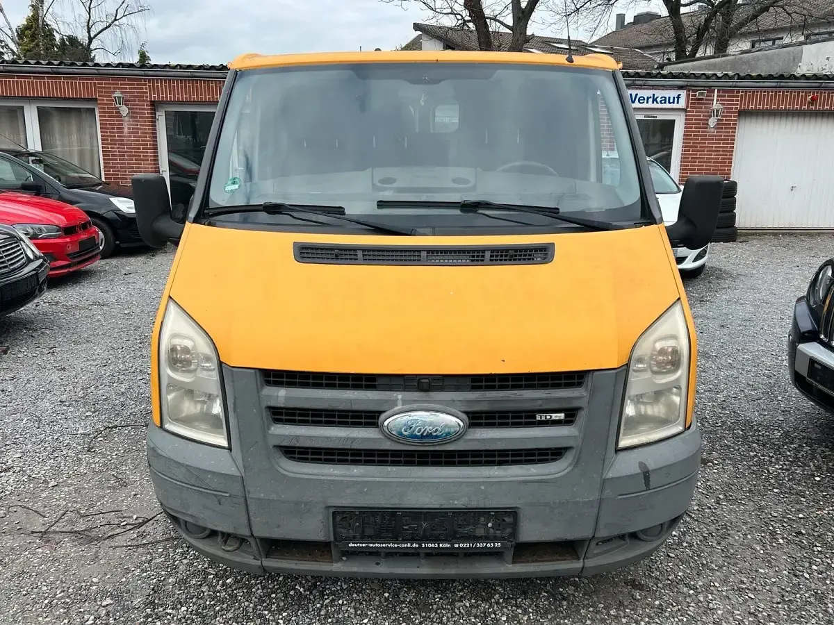 Używany Ford Transit Trend 87 KM (63 kW) 2009 Andere farben Sedan/Limuzyna
