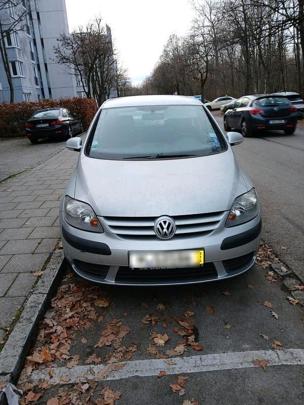 Silber Gebraucht 2005 VW Golf IV Limousine | 750 € (Superpreis) - Bild 1/4