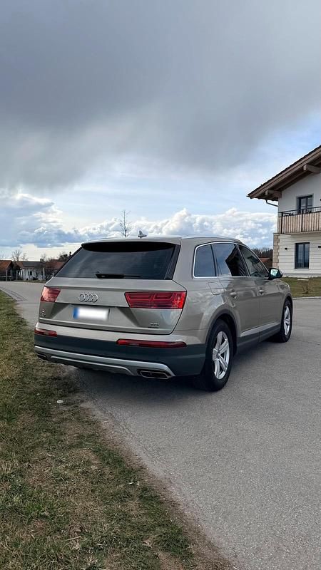 Gebraucht Audi Q7 272 PS (200 kW) 2016 Beige SUV