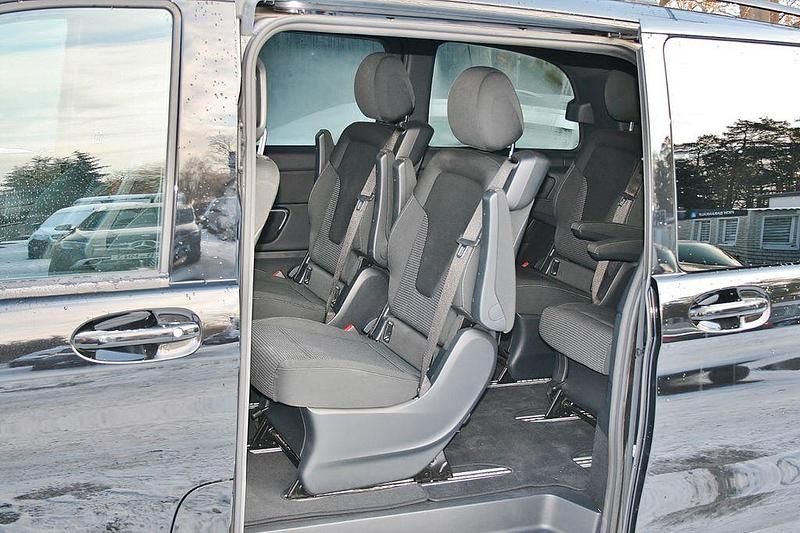 Gebraucht Mercedes V250 AMG 190 PS (139 kW) 2020 Schwarz Van / Kleinbus