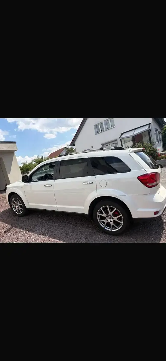 Gebraucht Fiat Freemont 170 PS (125 kW) 2013 Weiß SUV