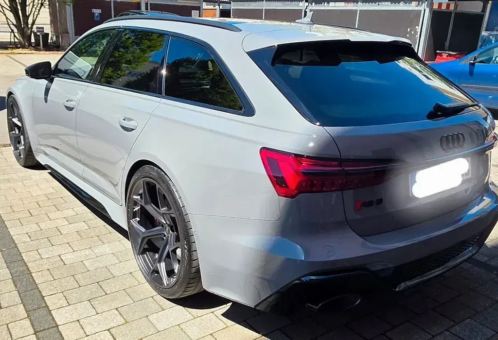 Gebraucht Audi RS6 Performance 630 PS (463 kW) 2025 Grau Kombi