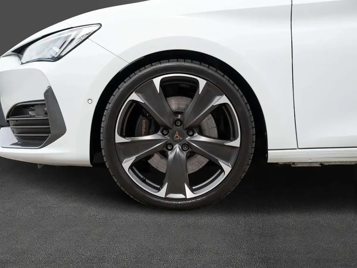 Gebraucht Cupra Leon VZ 310 PS (228 kW) 2024 "nevada" weiss Kombi