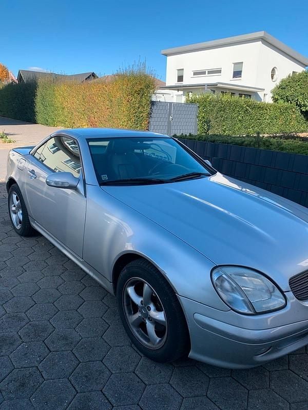 Silber Gebraucht 2002 Mercedes SLK200 Cabrio | 3.999 € (Superpreis) - Bild 1/4