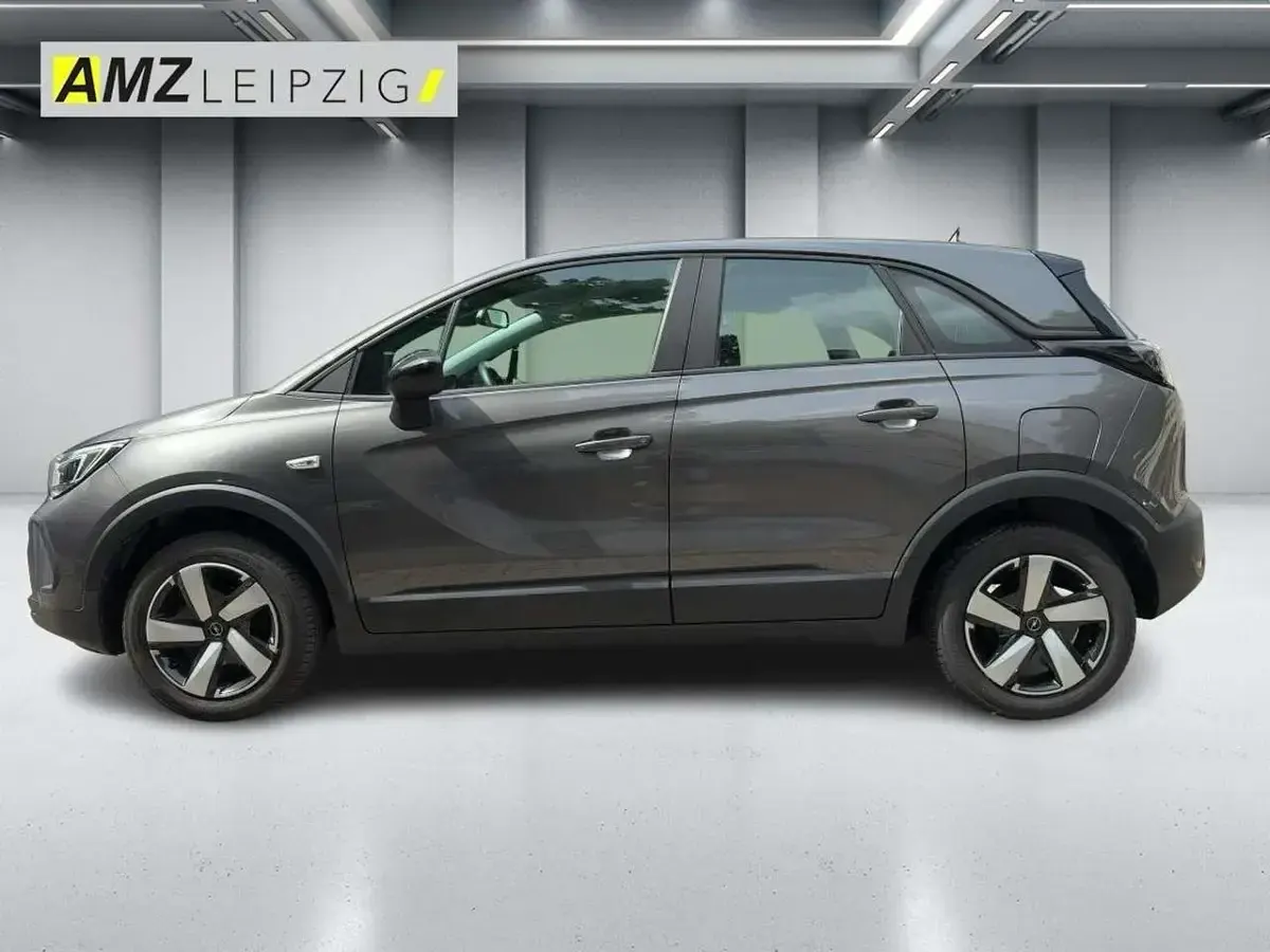 Gebraucht Opel Crossland X Enjoy 110 PS (80 kW) 2024 Lackierung platiniumgrau/metallic klarl (metallic) SUV