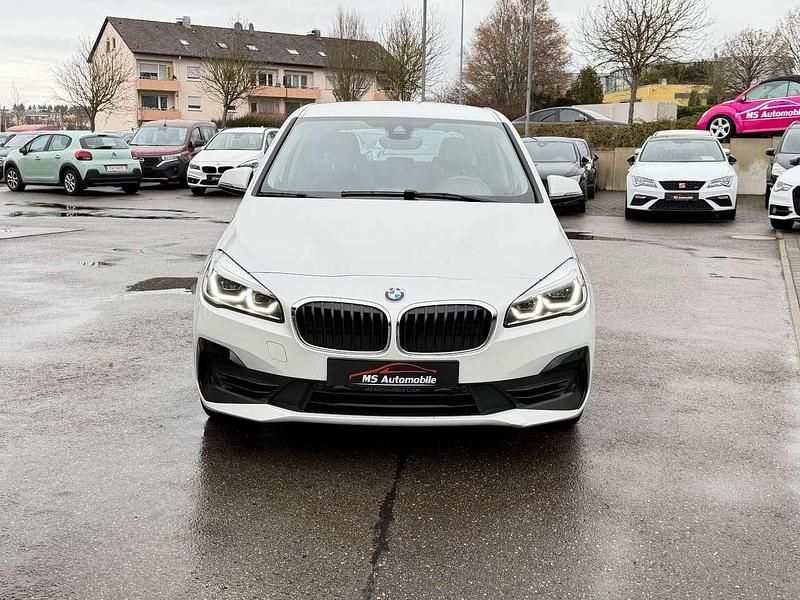 Gebraucht BMW 218 Advantage 136 PS (100 kW) 2021 Mineralweiss Van / Kleinbus