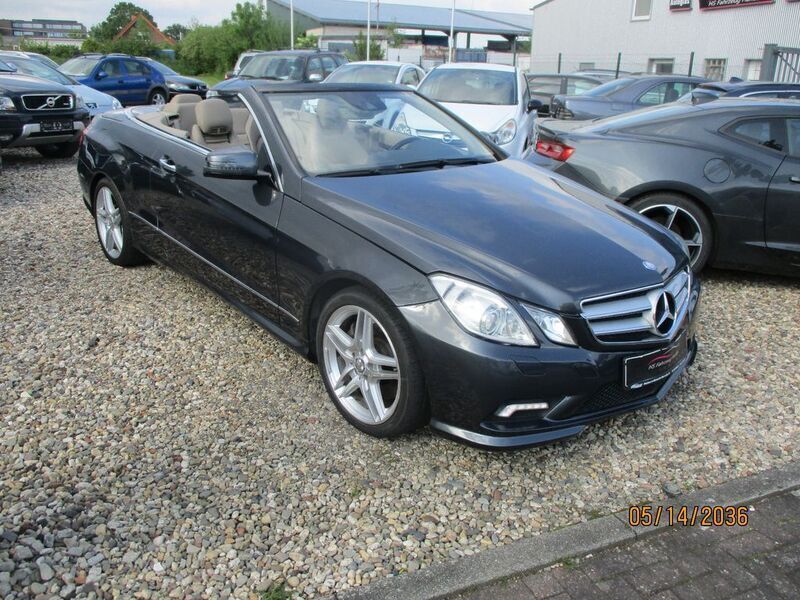 Gebraucht Mercedes E500 AMG 387 PS (284 kW) 2010 Grau Cabrio