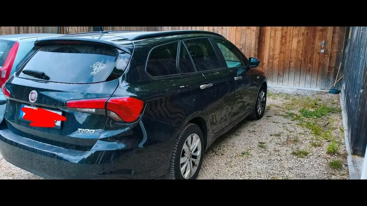 Gebraucht Fiat Tipo 95 PS (69 kW) 2017 Schwarz Kombi