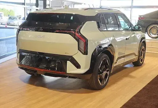 Gebraucht Kia EV3 GT-Line 150 kW (204 PS) 2026 Aventurin grün SUV