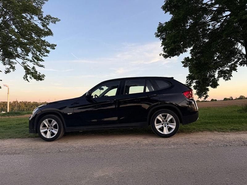Gebraucht BMW X1 Sport Line 143 PS (105 kW) 2012 Schwarz SUV