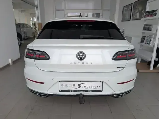 Gebraucht VW Arteon R-line 193 PS (141 kW) 2024 Weiß Limousine