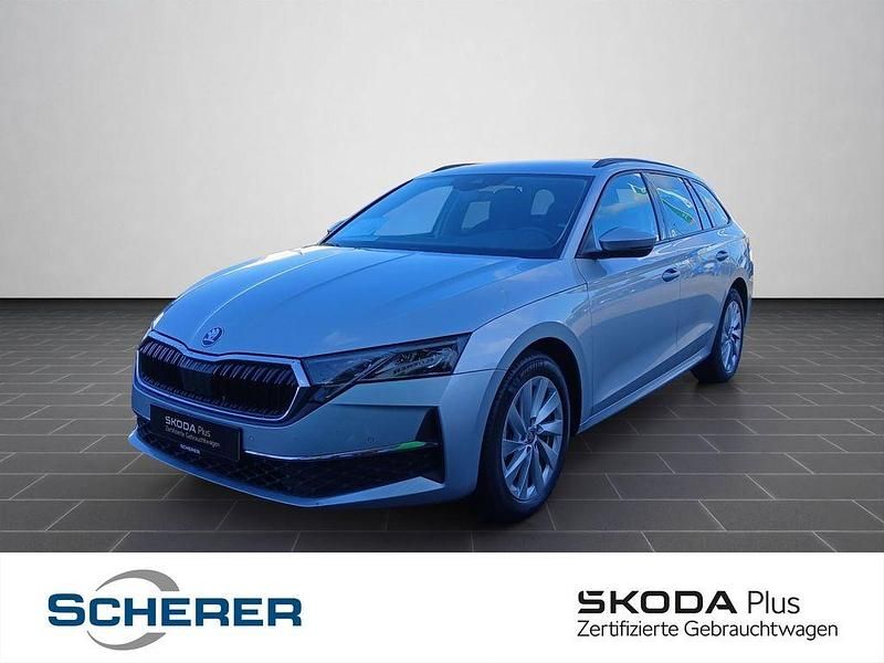 Brilliantsilber metallic (metallic) Gebraucht 2025 Skoda Octavia Selection Limousine | 30.500 € (Superpreis) - Bild 1/4