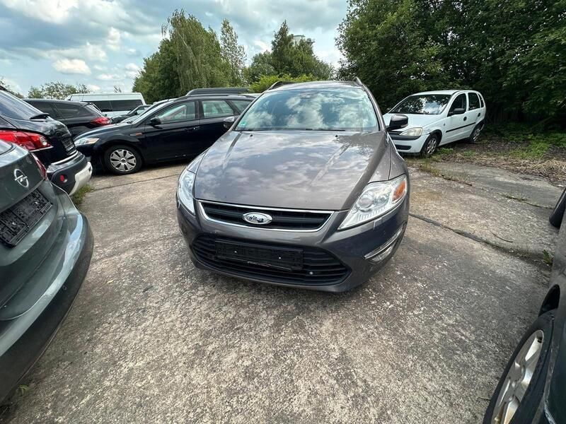 Braun Gebraucht 2011 Ford Mondeo Trend Kombi | 4.200 € (Guter Preis) - Bild 1/4
