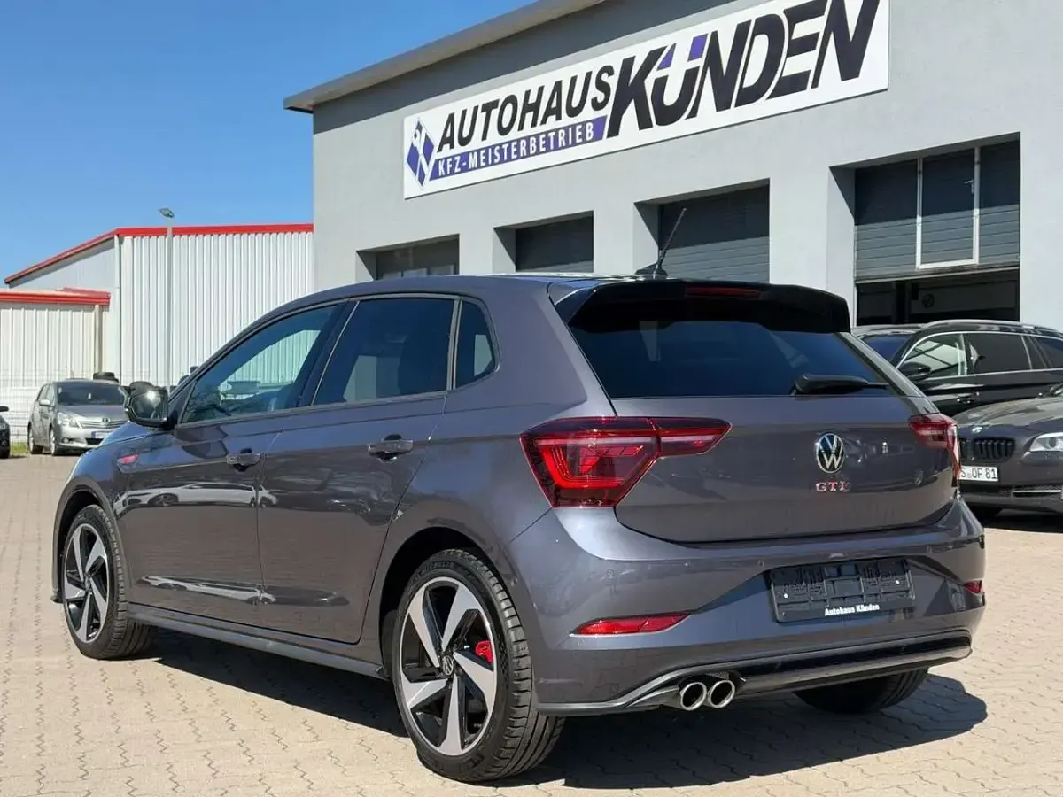 Gebraucht VW Polo IQ Drive 207 PS (152 kW) 2024 Grau Kleinwagen
