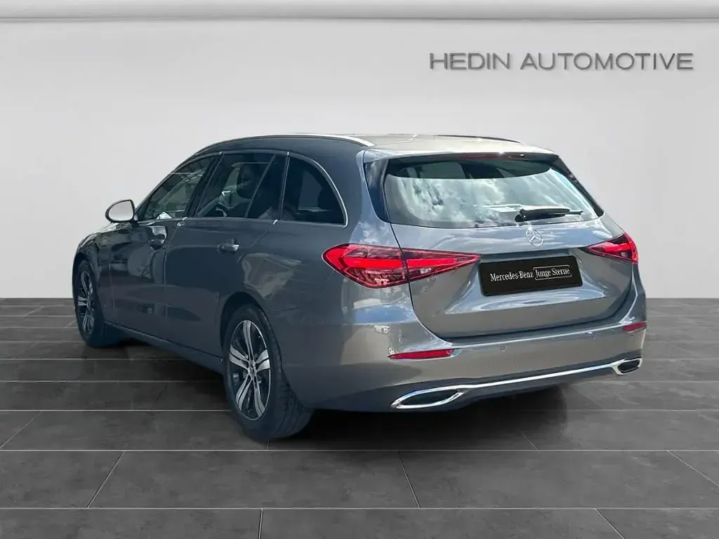 Gebraucht Mercedes 220 Avantgarde 197 PS (144 kW) 2025 Szary Limousine
