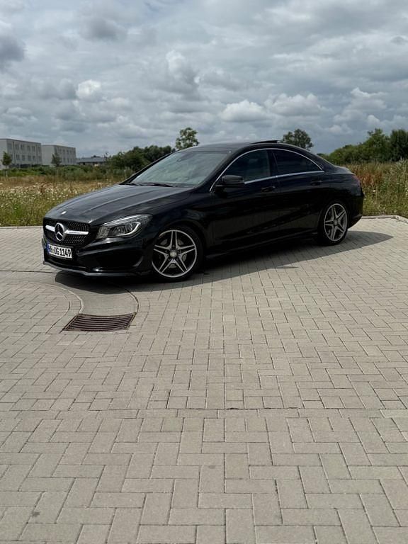 Gebraucht Mercedes CLA250 AMG line 211 PS (155 kW) 2014 Schwarz Limousine