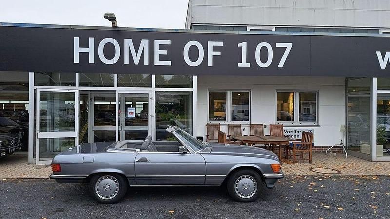 Grau Gebraucht 1988 Mercedes 560 Cabrio | 67.950 € - Bild 1/4