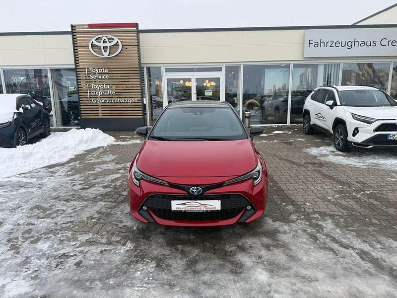 Gebraucht Toyota Corolla Team 196 PS (144 kW) 2022 Rot Limousine
