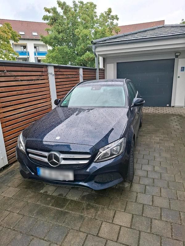 Blau Gebraucht 2015 Mercedes C250 Kombi | 12.250 € (Guter Preis) - Bild 1/4