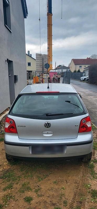 Gebraucht VW Polo 65 PS (47 kW) 2003 Silber Kleinwagen