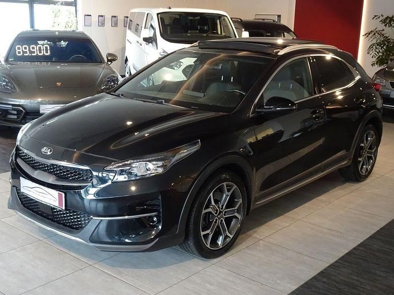 Black pearl (metallic) Gebraucht 2020 Kia XCeed Xdition SUV | 21.980 € (Fairer Preis) - Bild 1/3