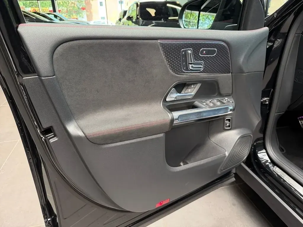 Gebraucht Mercedes EQB250+ AMG 139 kW (190 PS) 2025 Schwarz SUV