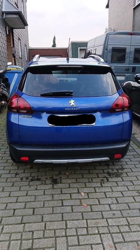 Gebraucht Peugeot 2008 110 PS (80 kW) 2019 Blau SUV