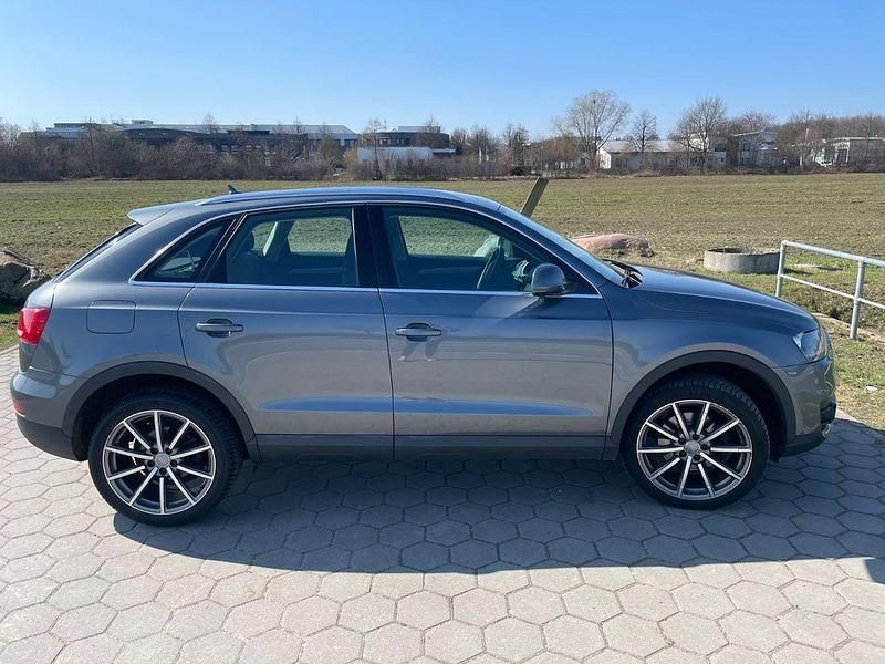 Gebraucht Audi Q3 170 PS (125 kW) 2013 Grau SUV