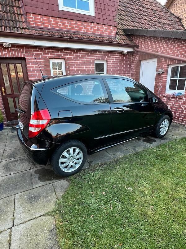 Schwarz Gebraucht 2008 Mercedes A170 Kleinwagen | 5.500 € (Fairer Preis) - Bild 1/4