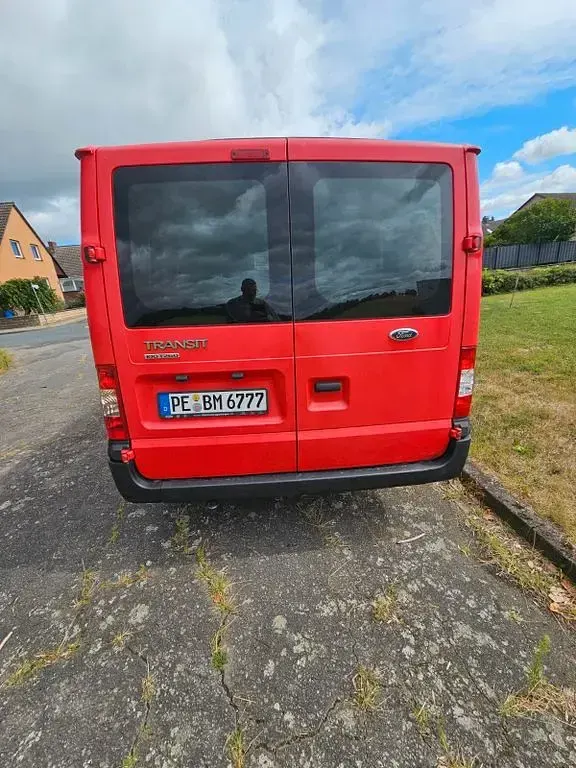 Gebraucht Ford Transit 101 PS (74 kW) 2013 Rot Van
