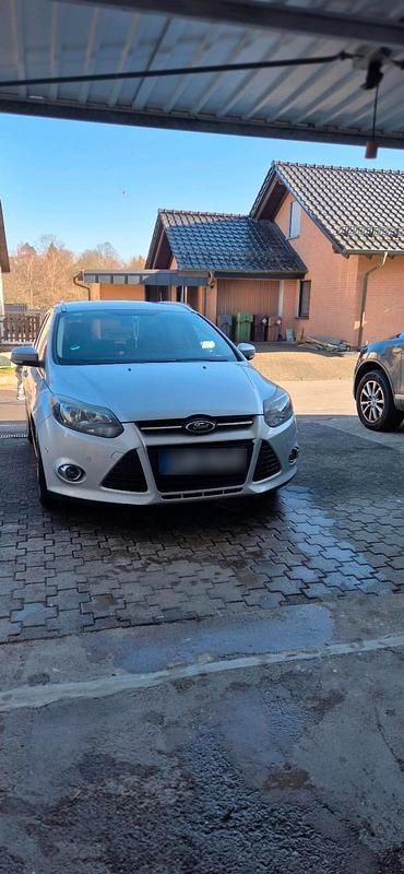 Gebraucht Ford Focus 2012 Silber Kombi