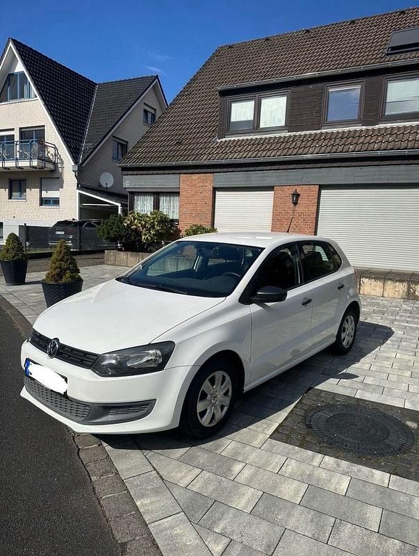 Weiß Gebraucht 2010 VW Polo Kleinwagen | 2.500 € (Superpreis) - Bild 1/4