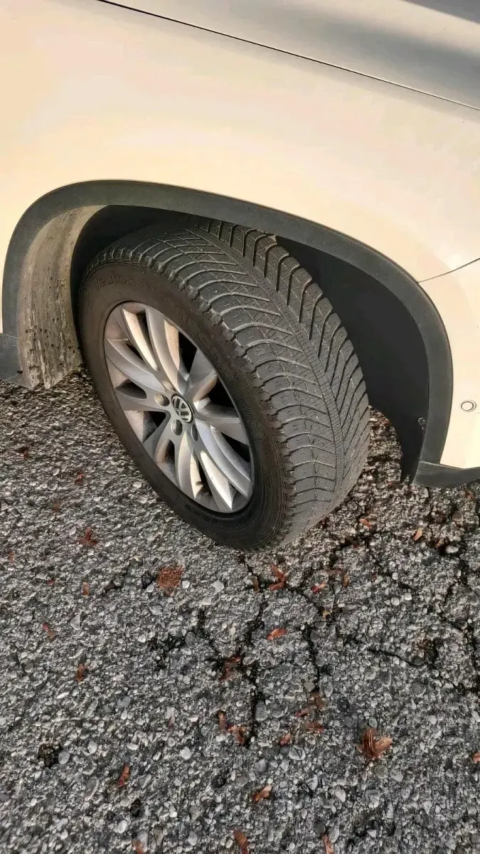 Gebraucht VW Tiguan 2011 Weiß SUV