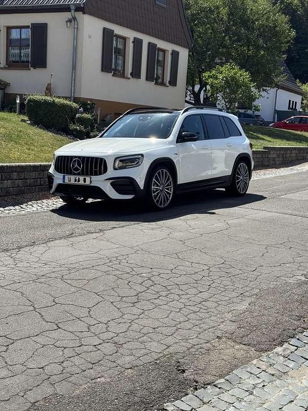 Weiß Gebraucht 2022 Mercedes GLB35 AMG SUV | 45.000 € (Fairer Preis) - Bild 1/4